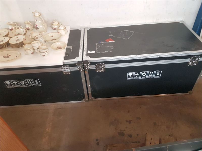 2 stk. flightcases uden indhold.